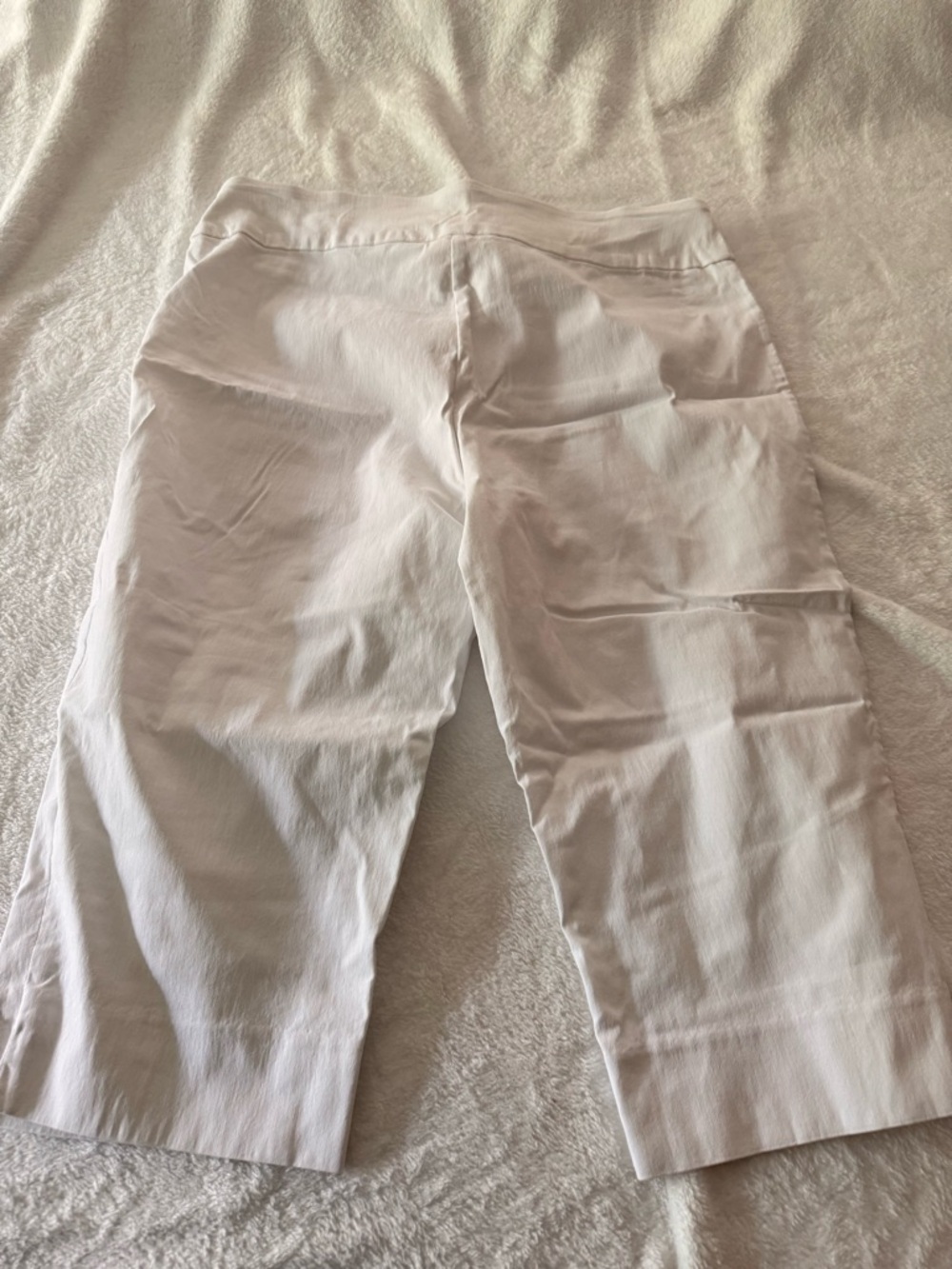 Ruby Rd White Stretch Capris Size 16 - Picture 5 of 5